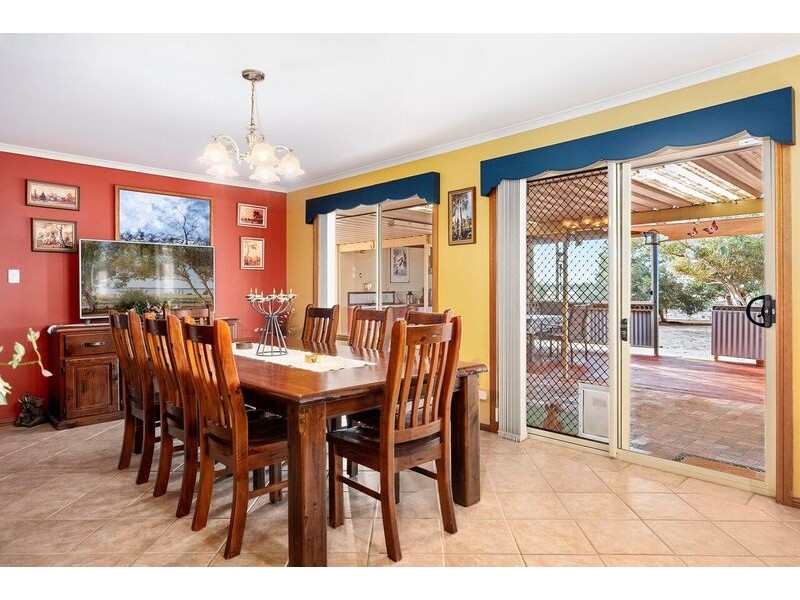 17301 Sturt Highway, Barmera SA 5345