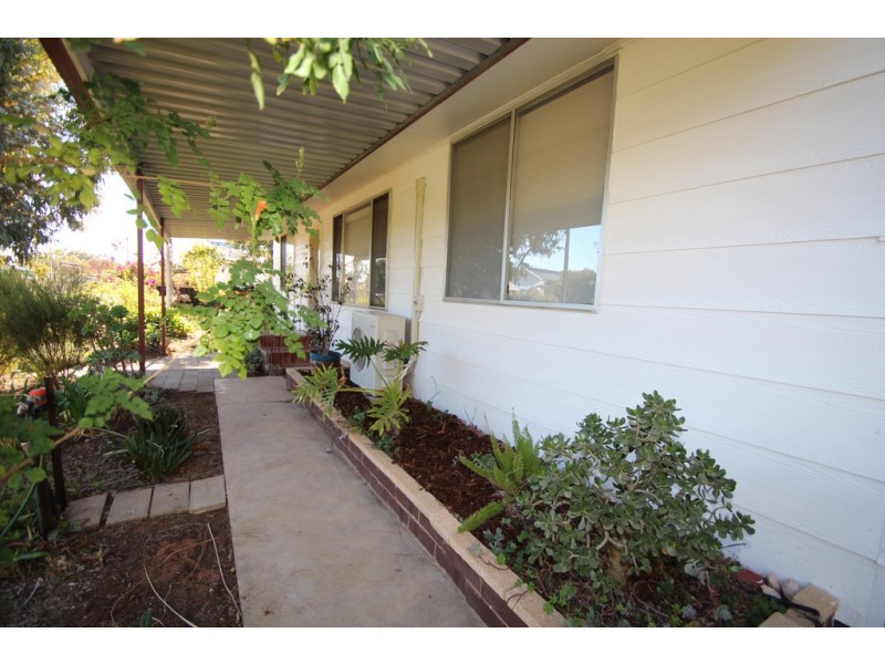 6 Kokoda Avenue, Renmark SA 5341