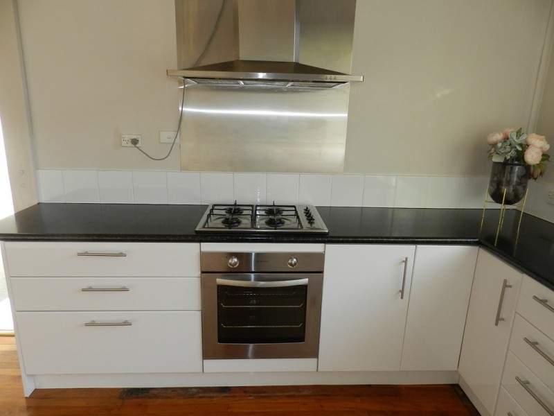 12 Cornwall Street, Berri SA 5343