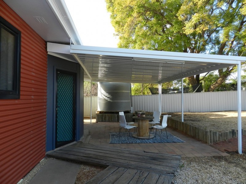 12 Cornwall Street, Berri SA 5343