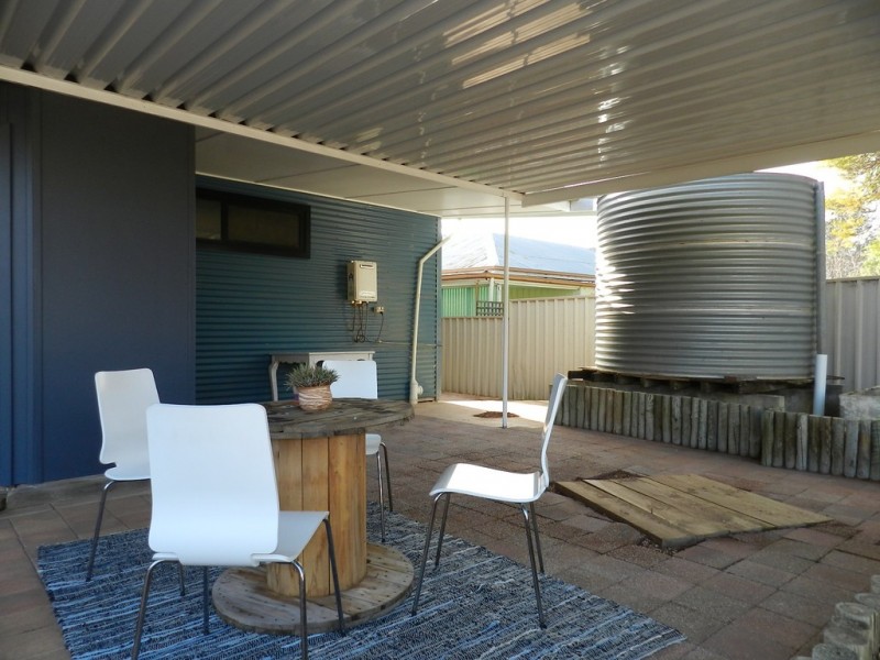 12 Cornwall Street, Berri SA 5343