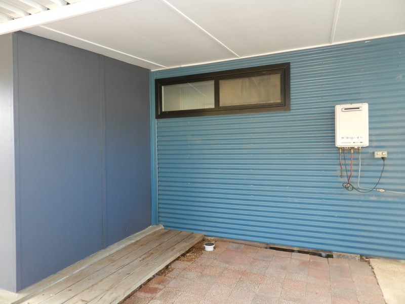 12 Cornwall Street, Berri SA 5343