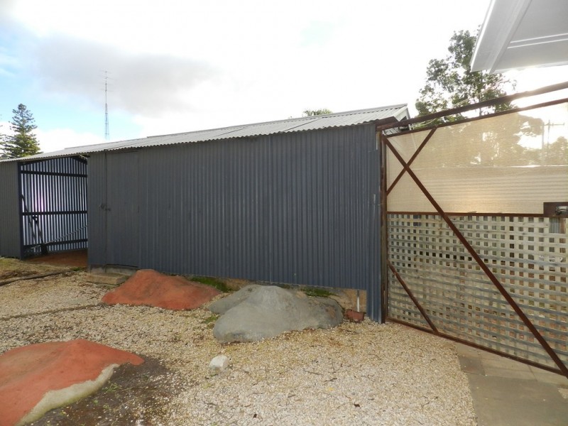 12 Cornwall Street, Berri SA 5343