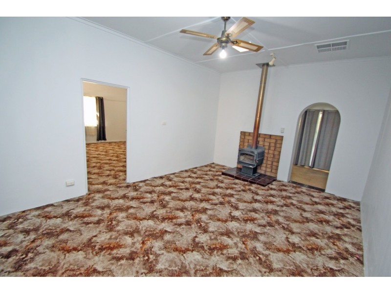 49 Sixteenth Street, Renmark SA 5341