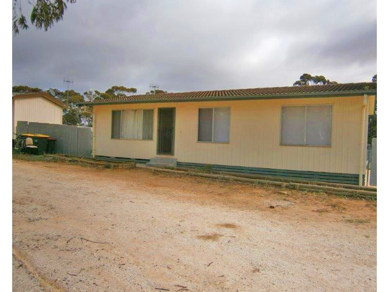 20A, 20B and 20C Searle Road, Waikerie SA 5330