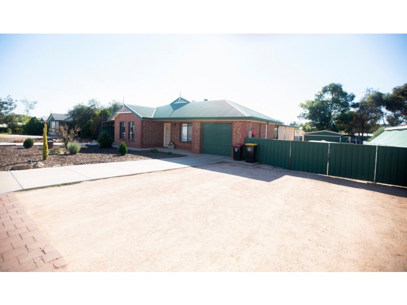 27 Middleton Avenue, Paringa SA 5340