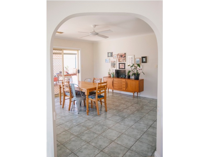 27 Middleton Avenue, Paringa SA 5340