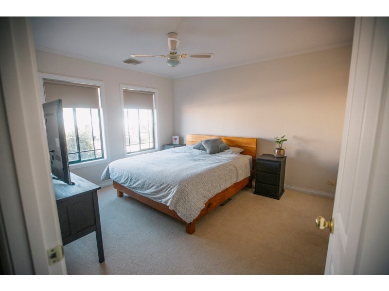 27 Middleton Avenue, Paringa SA 5340