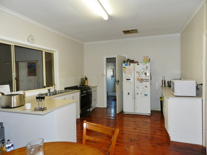 13 Turnbull Terrace, Glossop SA 5344