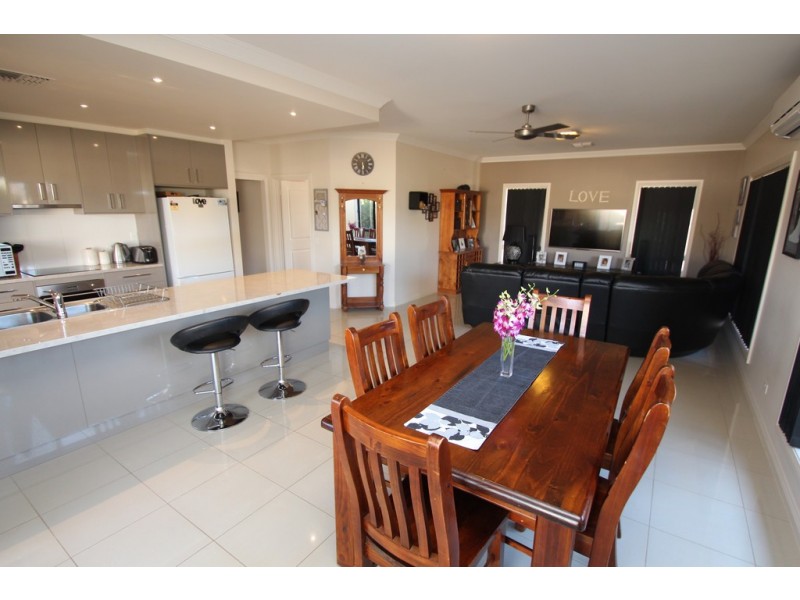 6a Railway Terrace, Renmark SA 5341