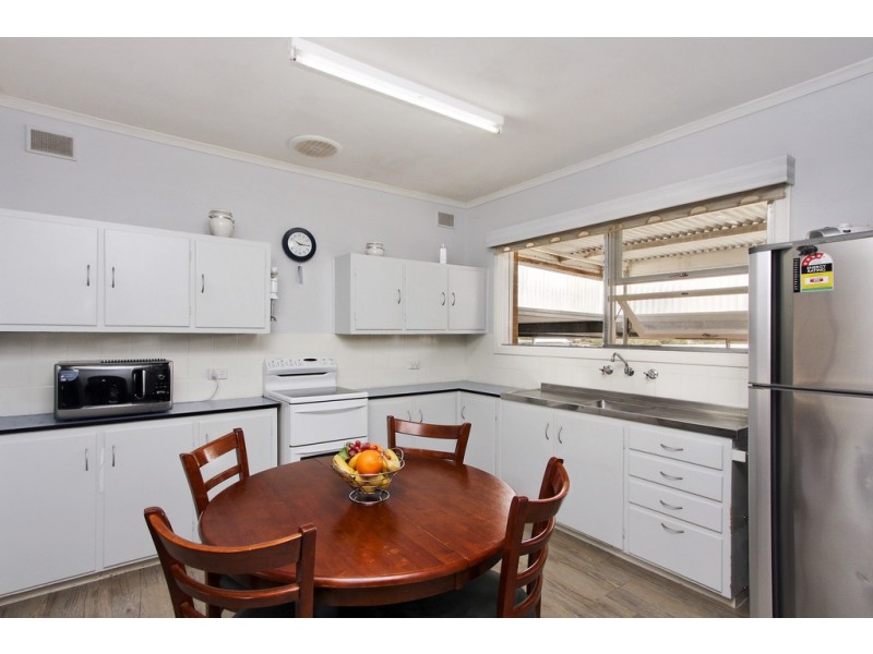 72 Drabsch Street, Loxton SA 5333