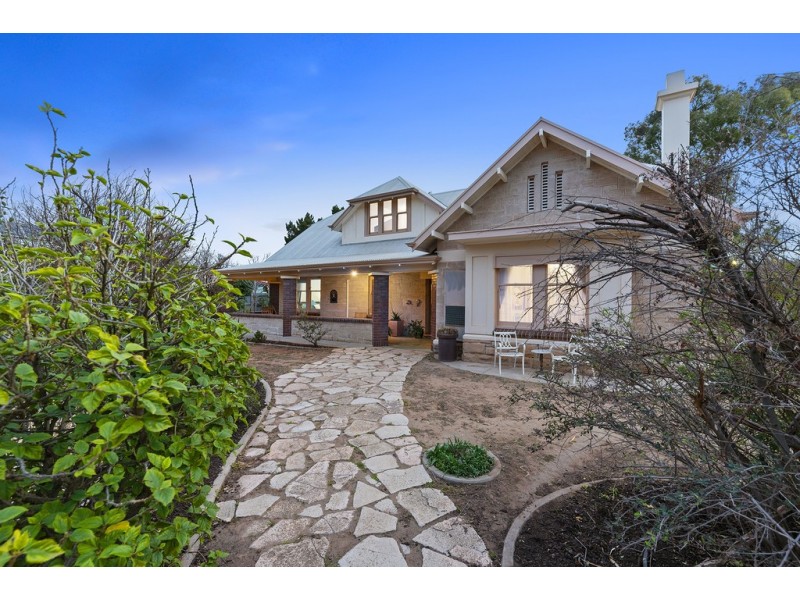 25 Thirteenth Street, Renmark SA 5341