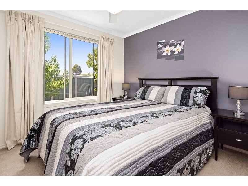 No. 25 49 Peake Terrace, Waikerie SA 5330