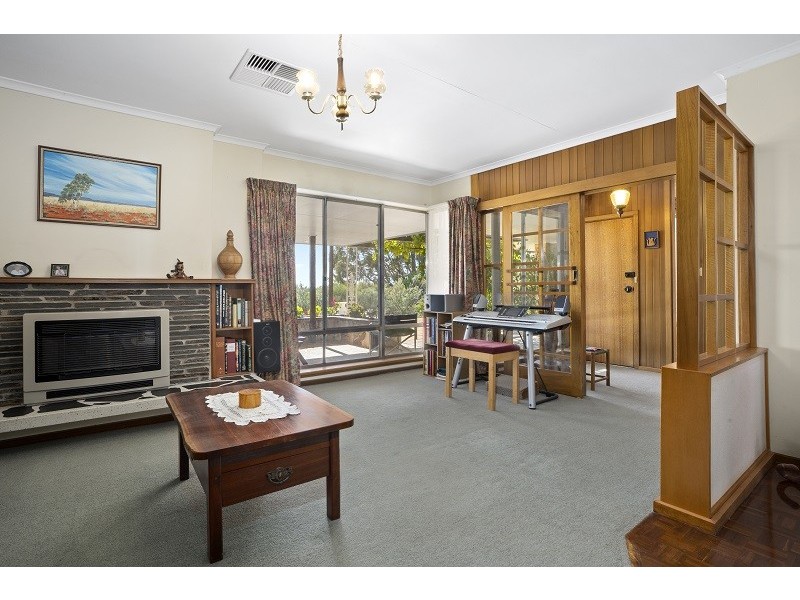 12 Cockin Road, Barmera SA 5345