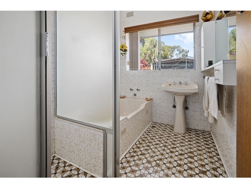 12 Cockin Road, Barmera SA 5345