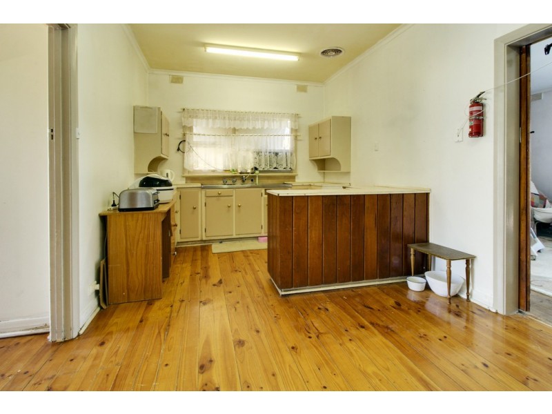 39 First Street, Loxton SA 5333