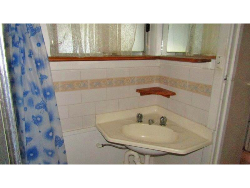 27 Acland Street, Blanchetown SA 5357