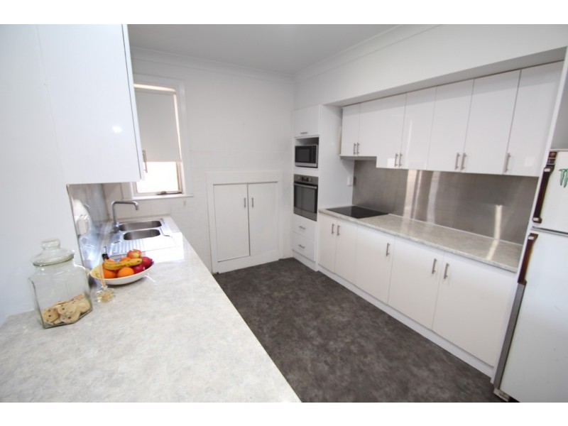 218 West Road, Glossop SA 5344