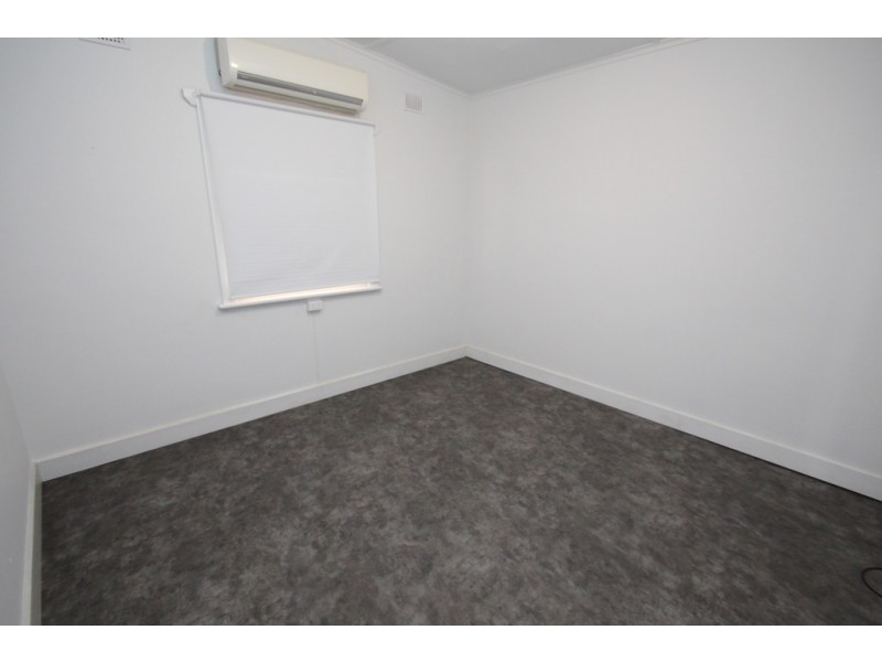 218 West Road, Glossop SA 5344