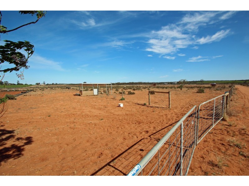 Section 605 West Road, Glossop SA 5344