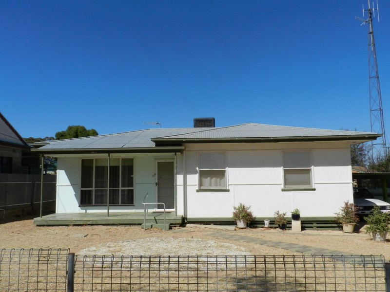 16 Lake Avenue, Barmera SA 5345