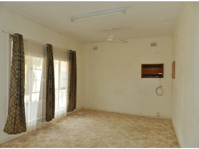 16 Lake Avenue, Barmera SA 5345