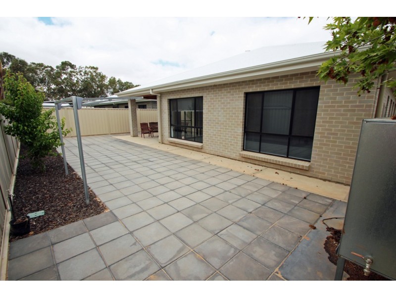 1 Alma Court, Renmark SA 5341