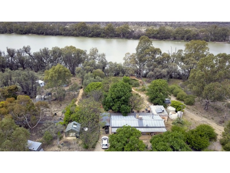 24 Pontt Road, Loxton SA 5333
