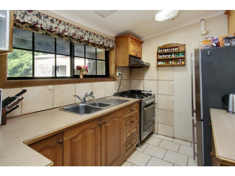 24 Pontt Road, Loxton SA 5333