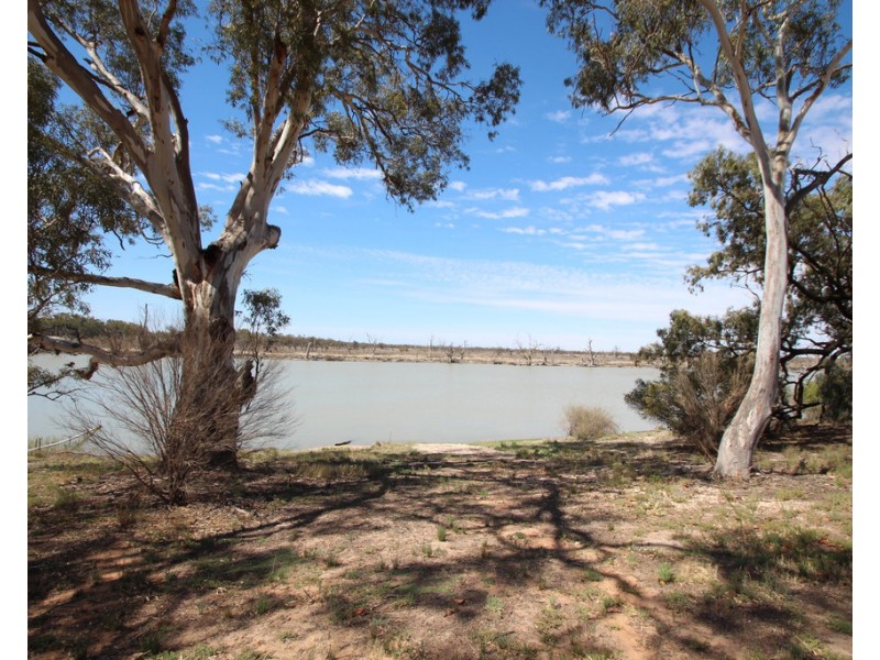 58 Pike Creek Road, Lyrup SA 5343