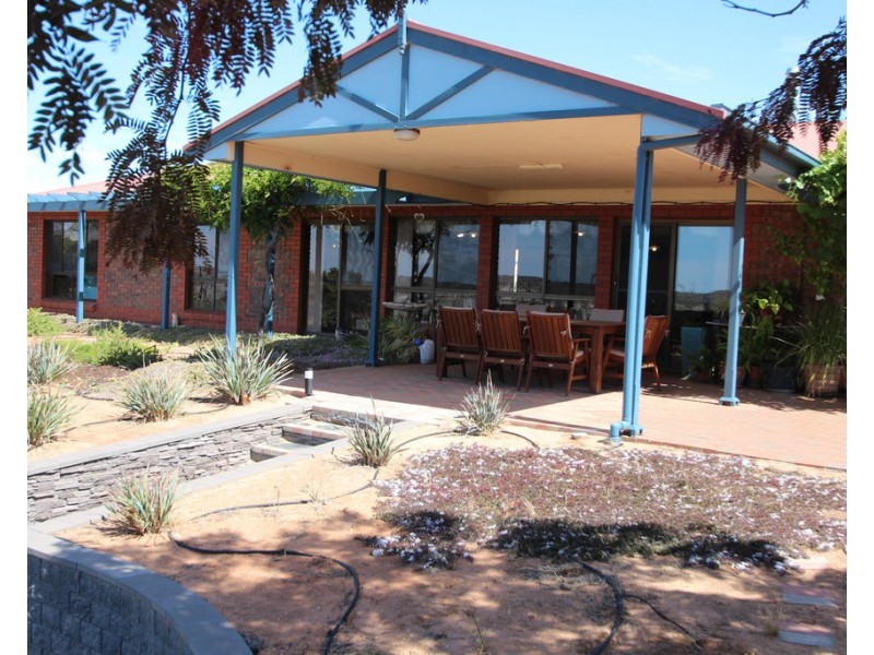 58 Pike Creek Road, Lyrup SA 5343