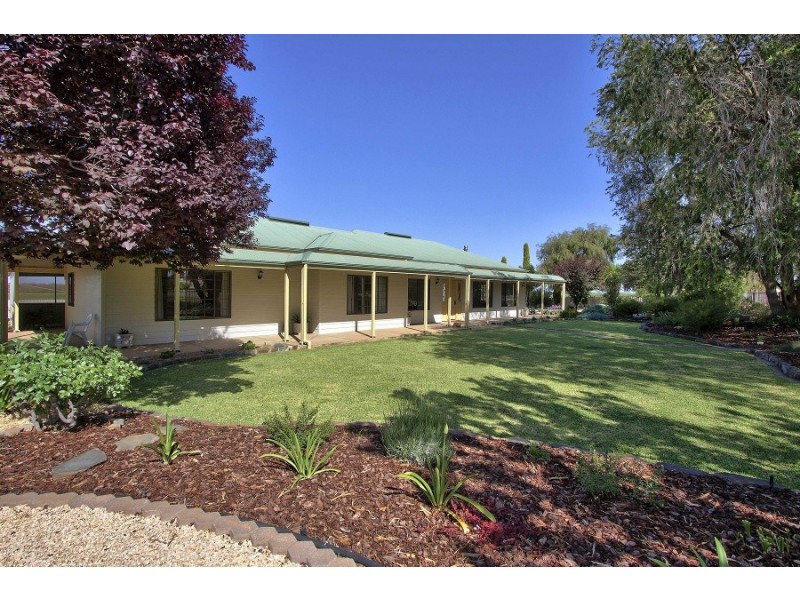 244 Katarapko Crescent, Winkie SA 5343