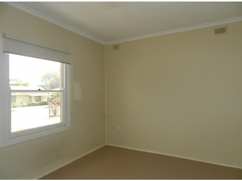 7 Clark Street, Berri SA 5343