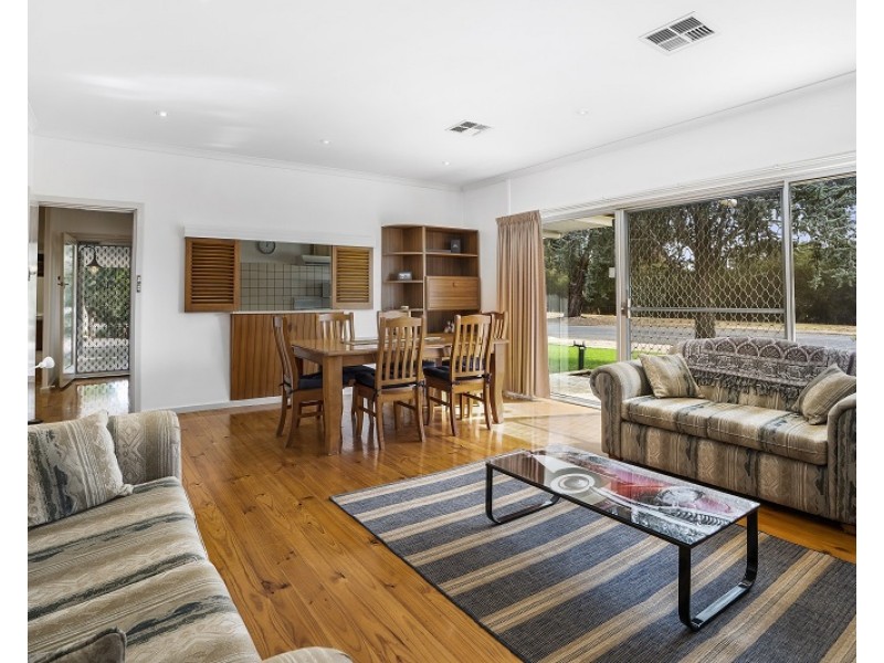 12 Nookamka Terrace, Barmera SA 5345