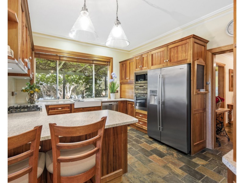 27 Burrows Road, Holder SA 5330