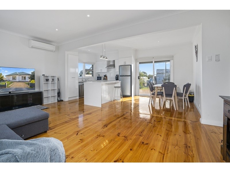 16 Macgillivray Street, Barmera SA 5345