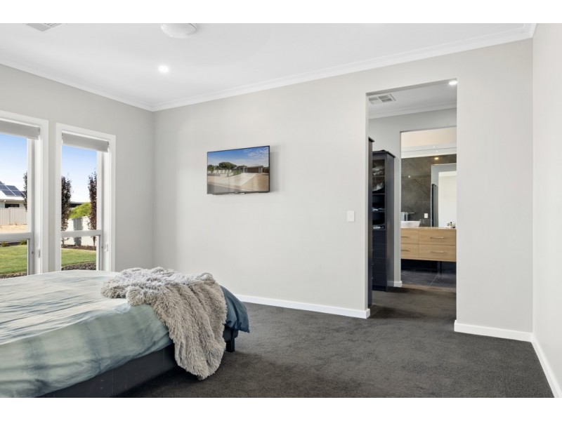 9 New Landing Way, Renmark SA 5341