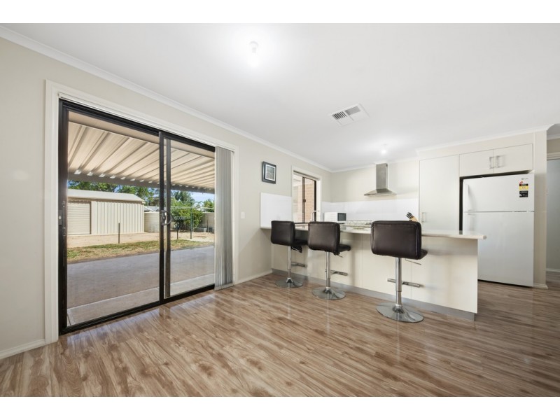 13 Belah Street, Renmark SA 5341