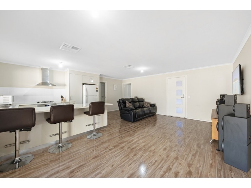 13 Belah Street, Renmark SA 5341