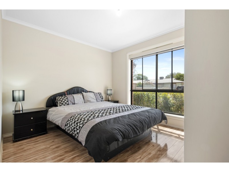 13 Belah Street, Renmark SA 5341