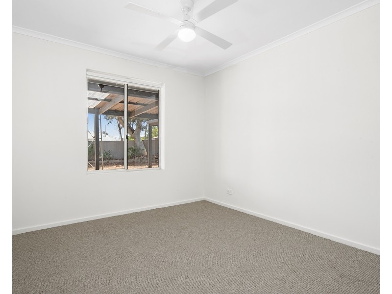 2 Burns Street, Waikerie SA 5330