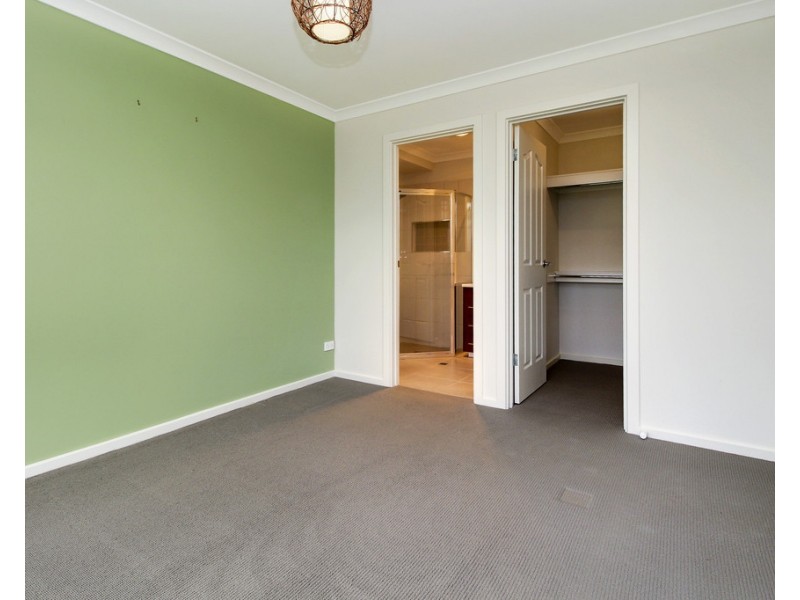 8 Wilson Parade, Lyrup SA 5343