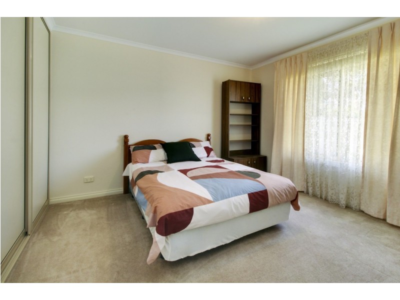 4 Tomlinson Court, Loxton SA 5333