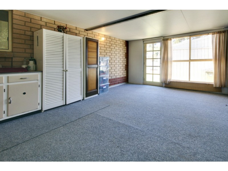 4 Tomlinson Court, Loxton SA 5333