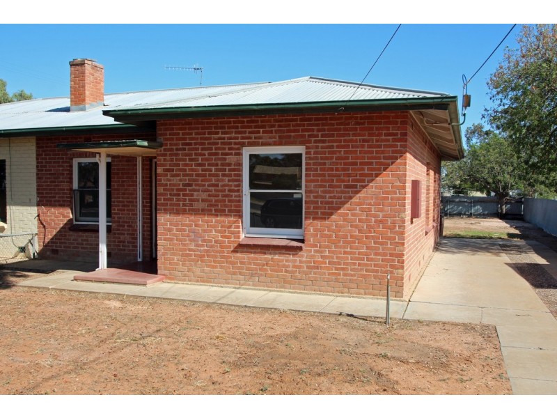 18 Hopkins Street, Renmark SA 5341