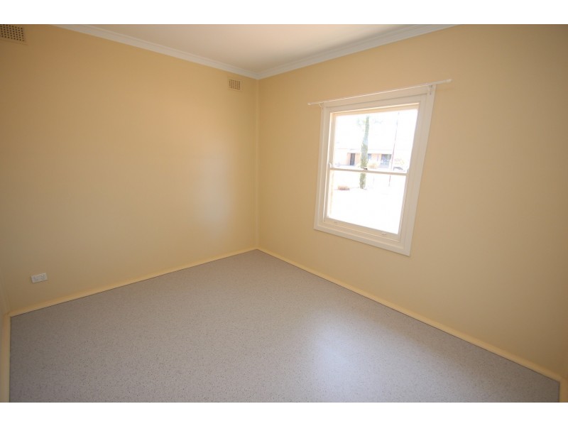 18 Hopkins Street, Renmark SA 5341