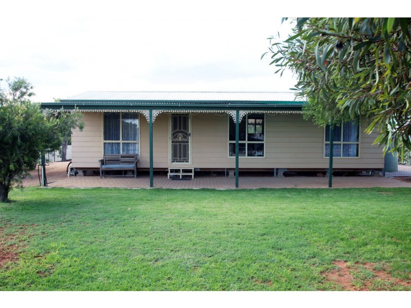 9 Downer Avenue, Lyrup SA 5343