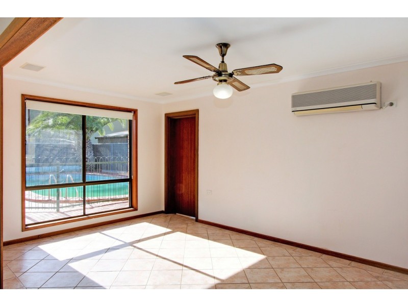 4 Pfitzner Crescent, Loxton SA 5333