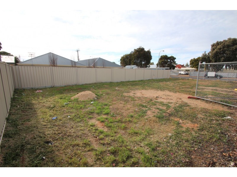 22 Murtho Street, Renmark SA 5341