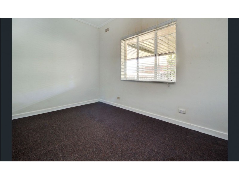 25 WODONGA AVENUE, Loxton SA 5333